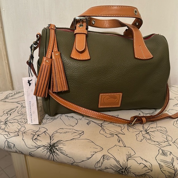 Handbag - Picture 1 of 9